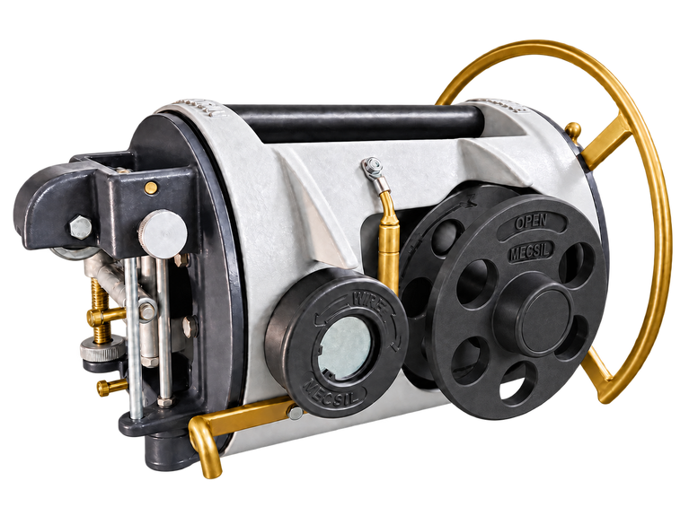 MECSIL Cable Lasher Standard – alternate three-quarter view with nylon reels